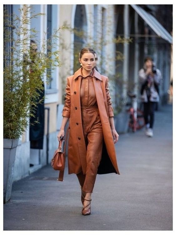 Exploring High-End Women's Trench Coat Options