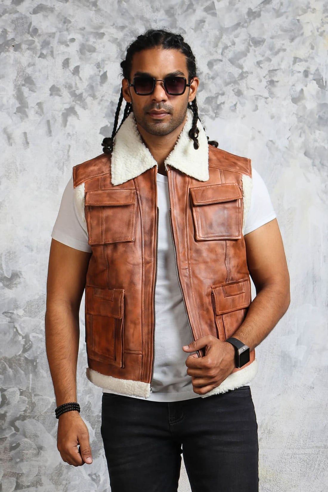The Ultimate Guide to Choosing the Right Leather Vest for Your Style